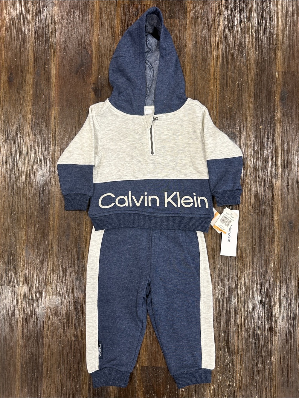 NWT Calvin Klein Infant Hooded Two-Piece Set - Size 12M